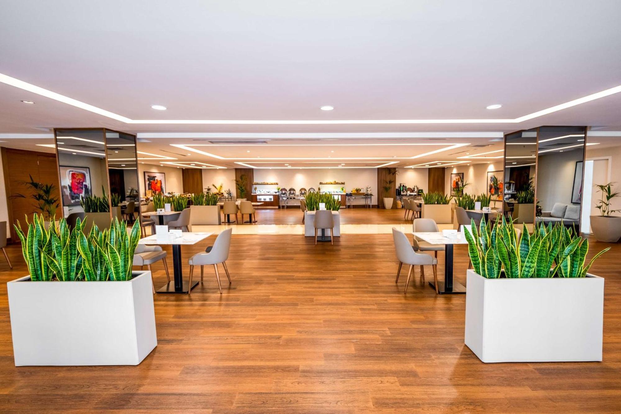 เรดิสัน เรสซิเดนซ์ อรุปา ทีอีเอ็ม อิสตันบูล Hotel ภายนอก รูปภาพ